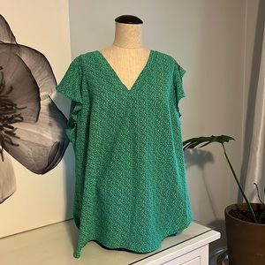 Adrianna Papell Green print blouse.